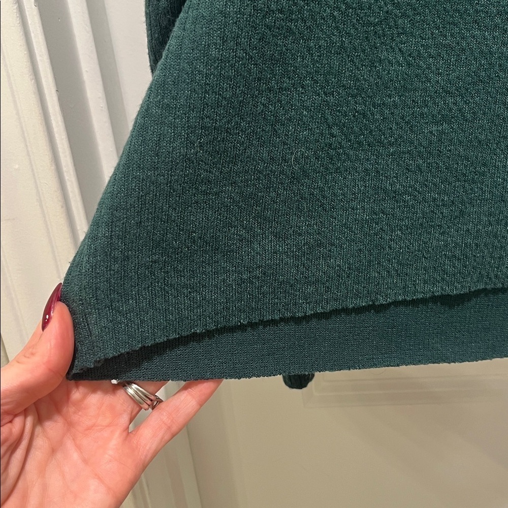 Saltwater Luxe 1/2-Zip Half zip Pullover Juniper green raw edge The Ribbed cozy - Picture 13 of 16